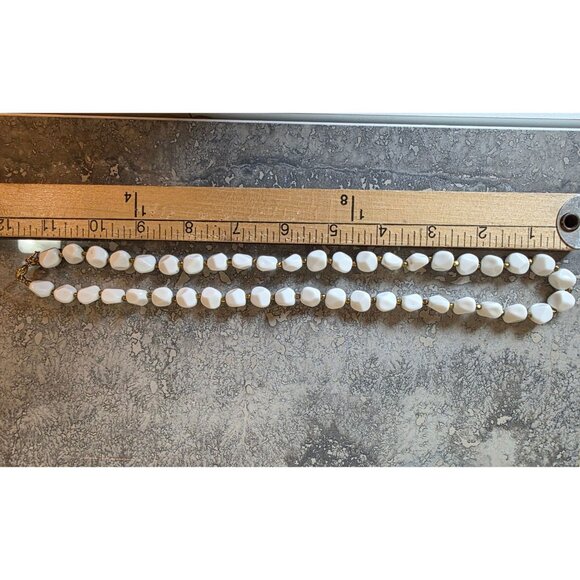 Trifari Baby Teeth White‎ Beaded Necklace With Gold-Tone Accents 22" - Picture 6 of 6